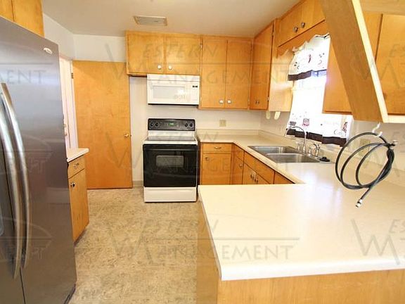 3rd image of 1217 25th St W