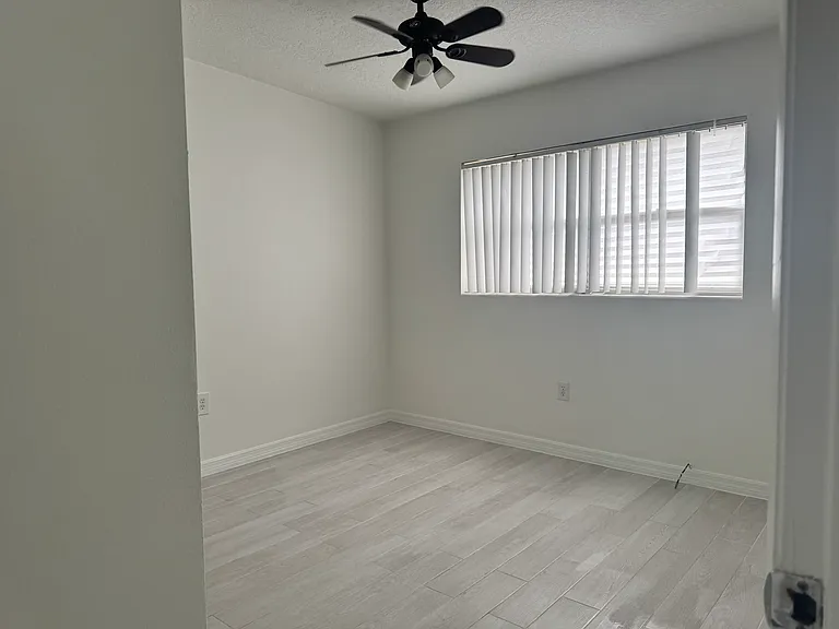 1702 Nebraska St #1702 — Photo 3