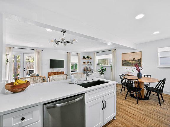 2nd image of 6205 Hylawn Dr