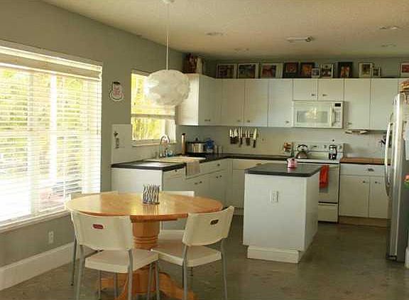 3rd image of 1698 NW 208th Way