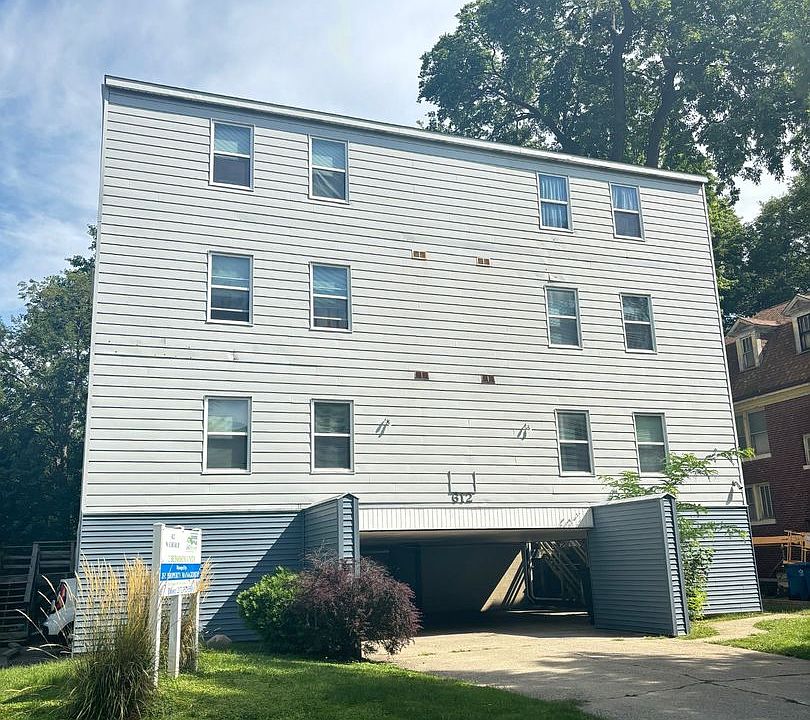 1st image of 612 W Church St #223