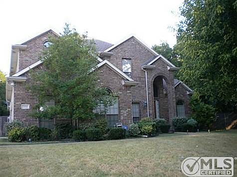 1st image of 914 Marisa Ct