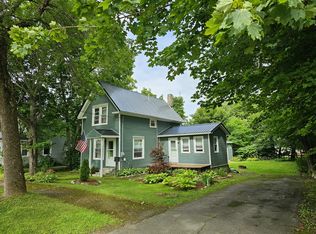 73 Somerset St, Millinocket, ME 04462
