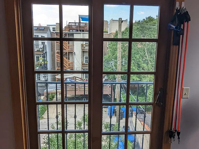 658 W Aldine Ave #3 — Photo 30
