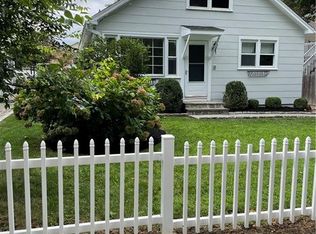 9 Triangle St, Norwalk, CT 06855