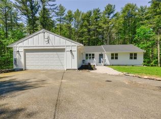37 Evans Ln, Hope Valley, RI 02832