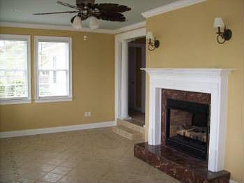 3rd image of 4604 Laurelwood S