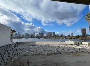 321 Wayne Ave, Oakland, CA 94606