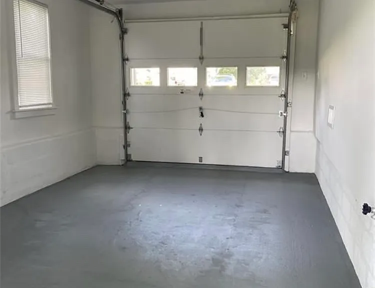 200 Earl Rd — Photo 20