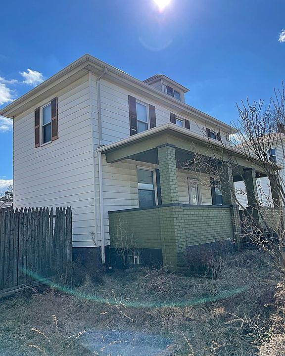807 Wylie Ave, PA 15644 Zillow