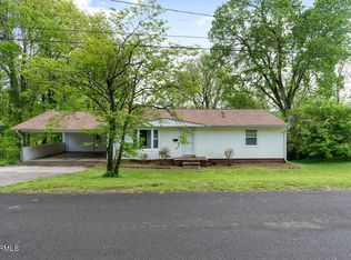 107 Rand Cir, Oak Ridge, TN 37830