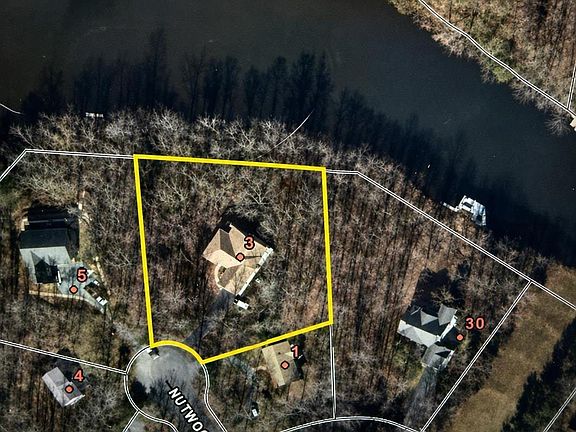 2nd image of 3 Nutwood Cir