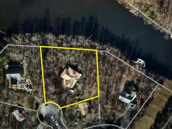 3 Nutwood Cir, Palmyra, VA 22963