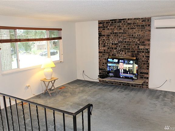 3rd image of 4125 206th Ct E