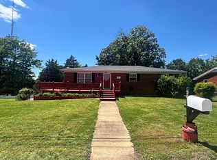 305 Dink Embrys Buttermilk Rd, Hopkinsville, KY 42240