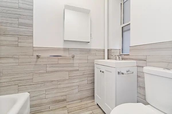 Rented by REAL New York | media 27