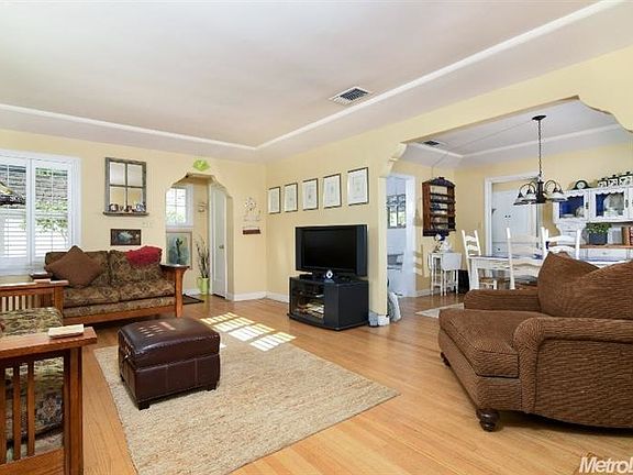 3rd image of 301 San Miguel Way
