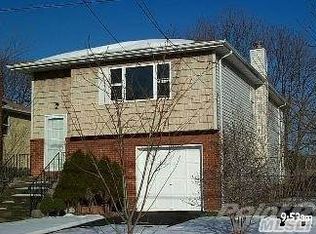 2185 Roosevelt Ave, East Meadow, NY 11554