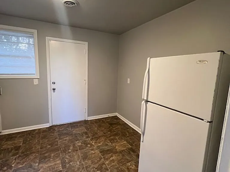 615 Cedarwood Dr — Photo 23