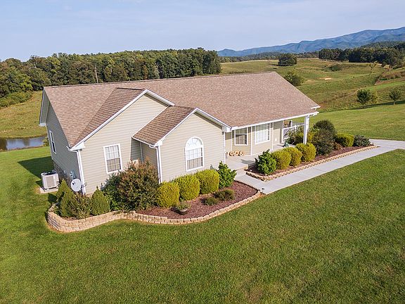 4th image of 574 Katie Ln