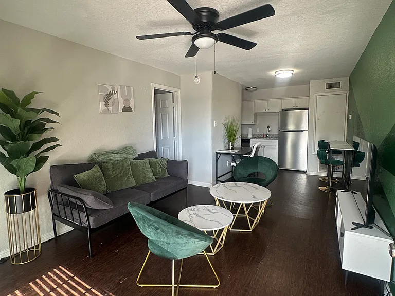 Cavalcade Heights 735 LLC — Photo 53