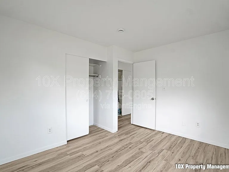 92 Cherrington Rd — Photo 15