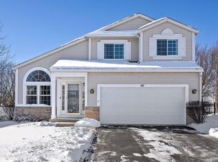 411 Terrace Ln, Oswego, IL 60543