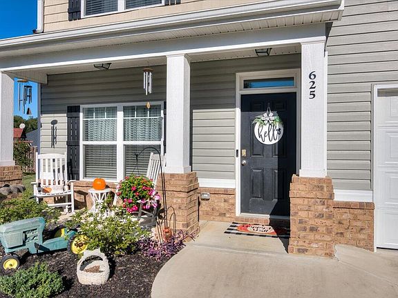 2nd image of 625 Speith Dr