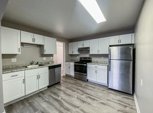 9 Adeline Cir #1, Madison, WI 53713
