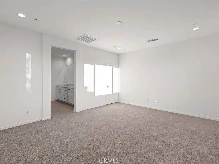 17727 Santa Lucia Ct — Photo 25