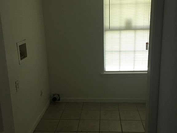 5th image of 902 N 27th St