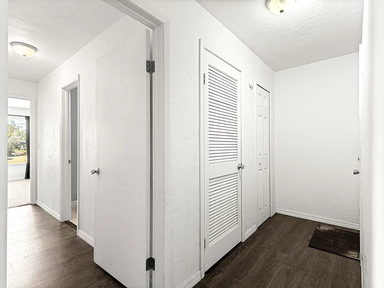 15203 Sandalwood Dr #203 — Photo 13