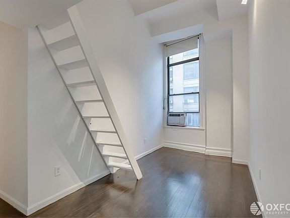 3rd image of 220 Park Ave S #3CC