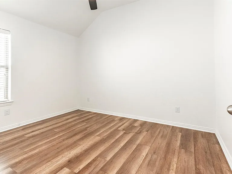 3094 Camden Park Ln — Photo 27