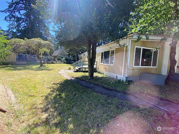 2nd image of 25408 32nd Avenue E