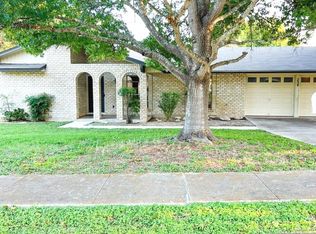 234 Granada Dr, Universal City, TX 78148