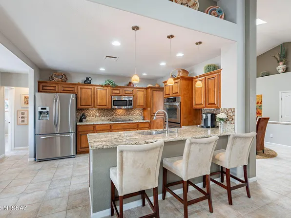 37730 S Silverwood Dr, Tucson, AZ 85739