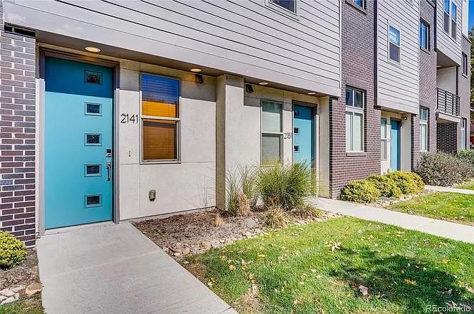 2141 E 18th Ave — Photo 16