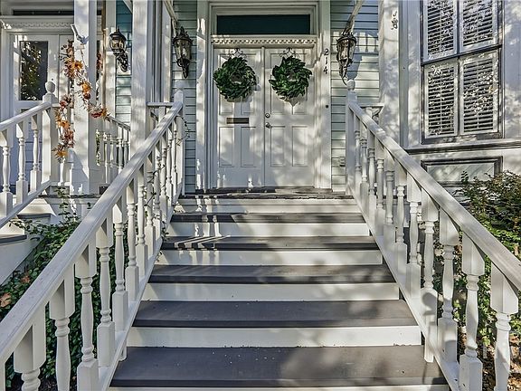 4th image of 214 W Waldburg Street