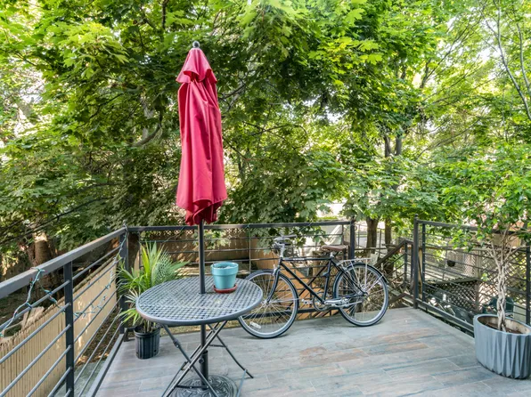 549 Monroe Street image 3 of 12