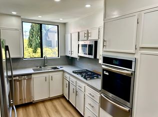 11908 Montana Ave APT 103, Los Angeles, CA 90049