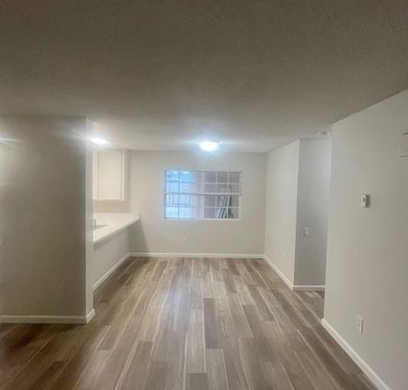 2nd image of 2672 Figueroa Blvd #B