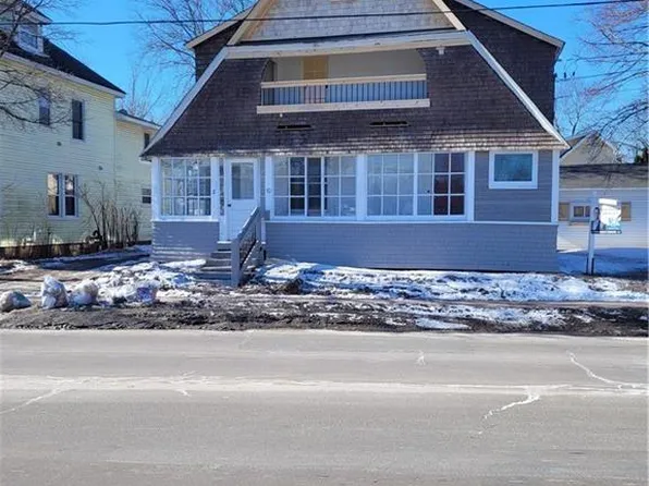 10 McLaughlin Dr #8, Moncton, NB E1A 8E3