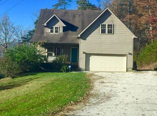 150 Silver Maple Ln, Stanton, KY 40380