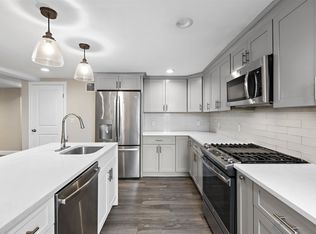 16 Oak St APT 1, Weehawken, NJ 07086