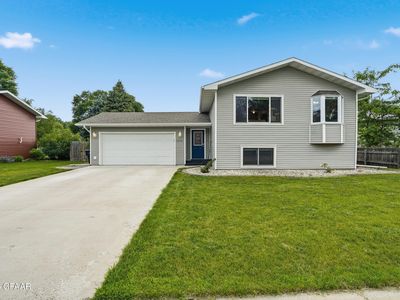 4222 Walnut St, Grand Forks, ND, 58201