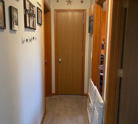 4th image of 123 Creek View Dr