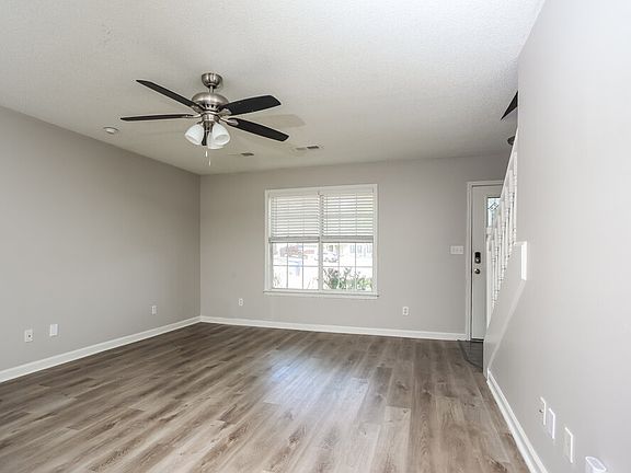 5th image of 9857 Morgan Manor Dr