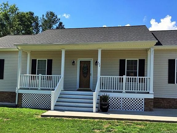 2nd image of 497 Lynns Ln