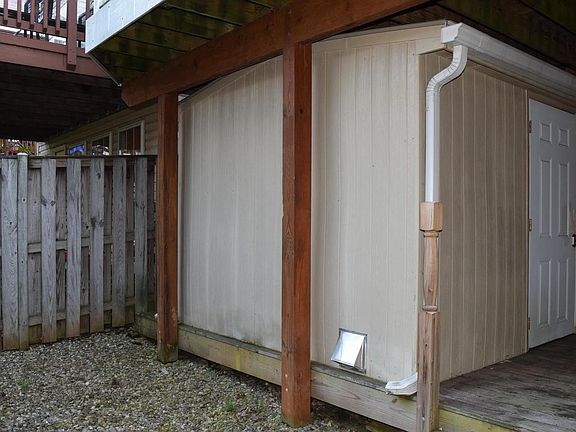 STORAGE SHED